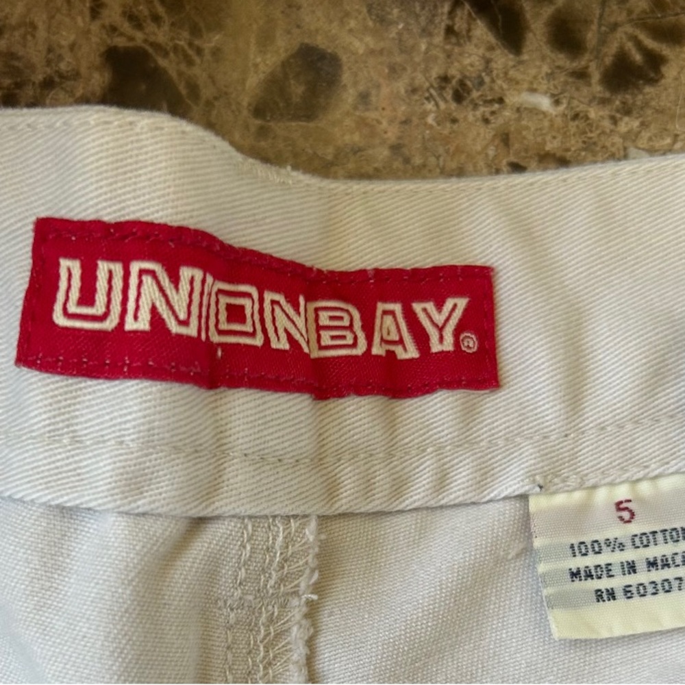 Shorts - Picture 3 of 3